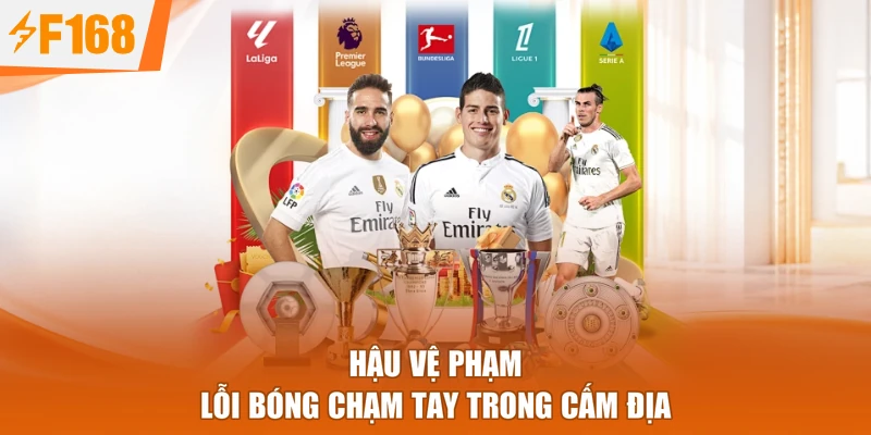 Hậu vệ phạm lỗi bóng chạm tay trong cấm địa
